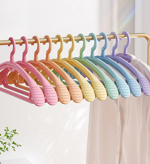 Joybos® Rutschfeste, platzsparende Kunststoff-Kleiderbügel in Regenbogenfarben F126